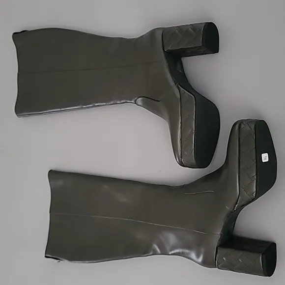 Kurt Geiger London Kensington Platform High Knee Boot Size 40 /US 9 $390