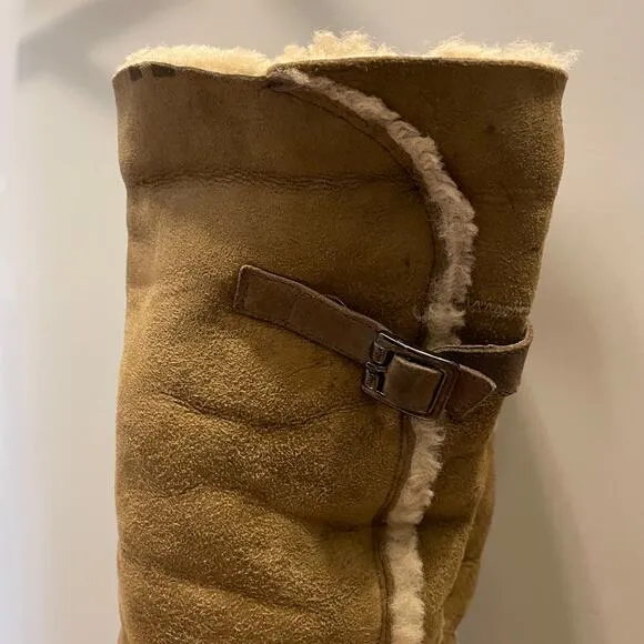 La Canadienne 10 Shearling Suede Boots | Vintage Pull-On, Buckle Detail, EUC