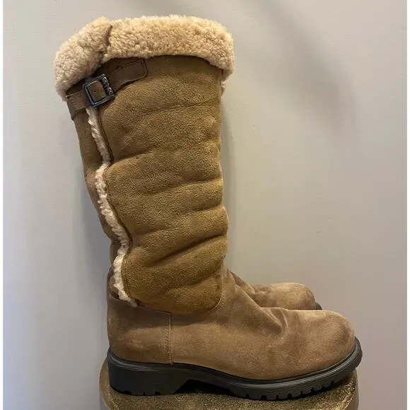 La Canadienne 10 Shearling Suede Boots | Vintage Pull-On, Buckle Detail, EUC