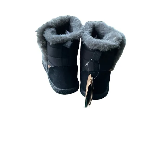 LAMO NWT Weather-Resistant Alina Bootie - Size 8