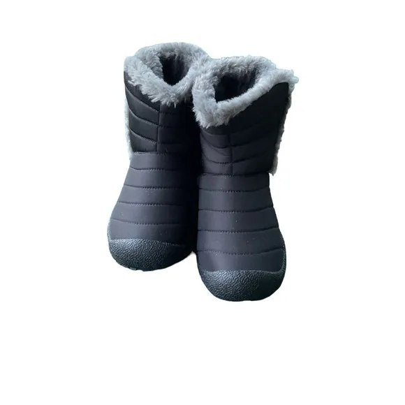 LAMO NWT Weather-Resistant Alina Bootie - Size 8