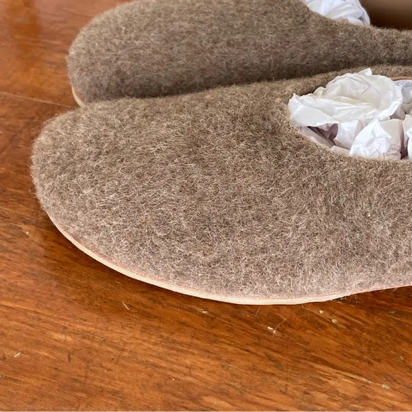 Lauren Manoogian Brown Brushed Alpaca Wool Felt Ballet Flat Shoes 39 8.5/9