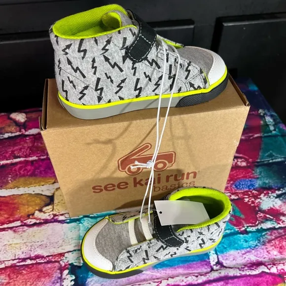 Lightning Toddler High Top Belmont Sneakers Textured Bottom for Grip See Pics