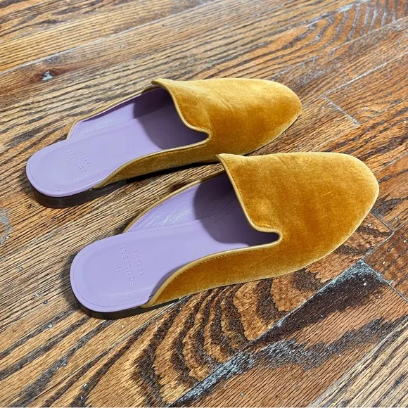 Like New SEZANE Georges Slippers/ Mules in Velvet Ochre