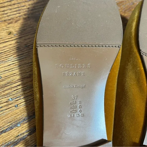 Like New SEZANE Georges Slippers/ Mules in Velvet Ochre