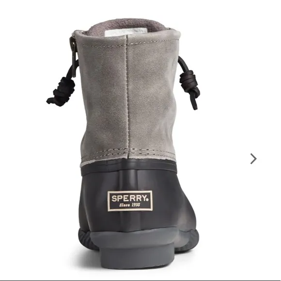 Like New Sperry Saltwater Duck Boots Size 8