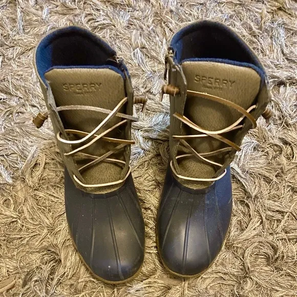 Like New Sperry Saltwater Duck Boots Size 8