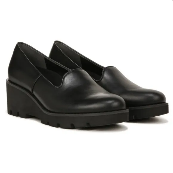 LIKE NEW Vionic Willa Wedge black leather loafers 12 WIDE