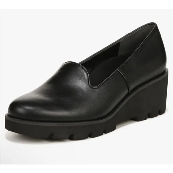 LIKE NEW Vionic Willa Wedge black leather loafers 12 WIDE