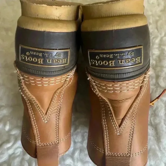 L.L Bean Boot Original 8 inch Leather Duck Boot Size 6M