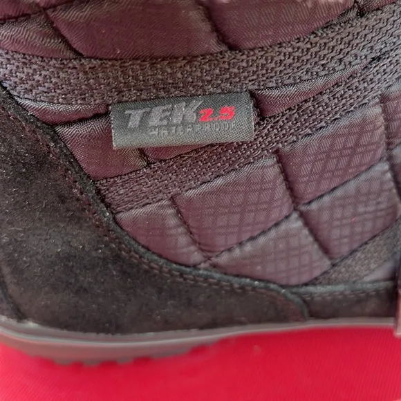 LL bean waterproof and insulation quilted boots
