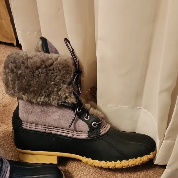 L.L. BEAN Women's Shearling-Lined Winter Boots