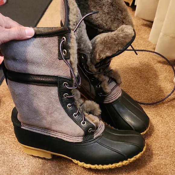 L.L. BEAN Women's Shearling-Lined Winter Boots
