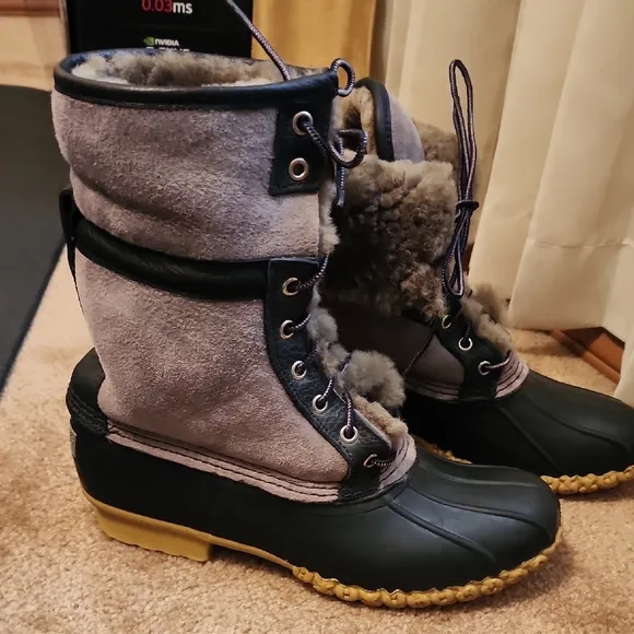 L.L. BEAN Women's Shearling-Lined Winter Boots