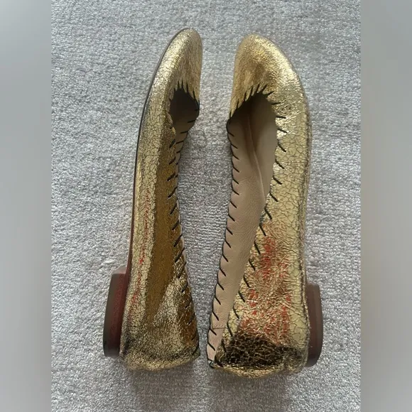 Loeffler RandallKarlotta Metallic Scalloped Ballerina Flat, Gold Size 9