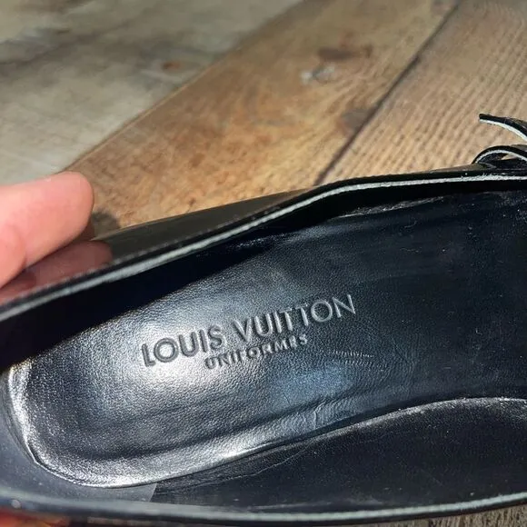 Louis Vuitton Uniformes Black Patent Leather Flats