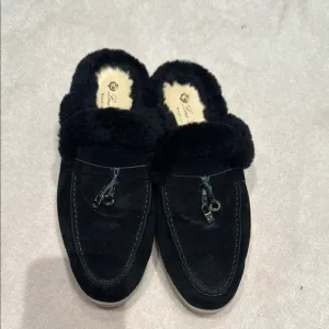 Luxurious Black Womens fur Loafers