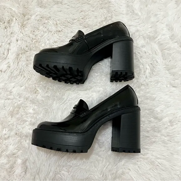 Madden Girl 7.5M Black Lug Sole Chunky Heel Platform Y2K Grunge Penny Loafers