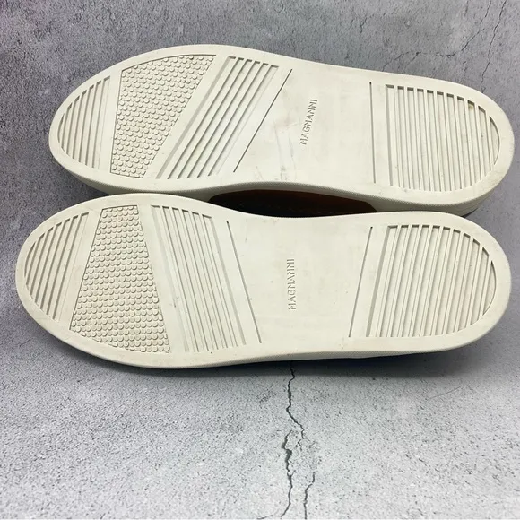 Magnanni Gray Loafers Sleek Slip-On Design.  Near Mint.  Size 10.5.