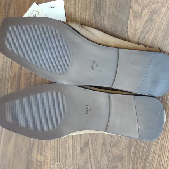 Mango sustainable leather loafers w/gold chain feature