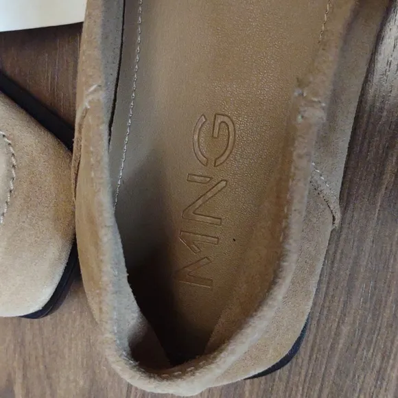 Mango sustainable leather loafers w/gold chain feature