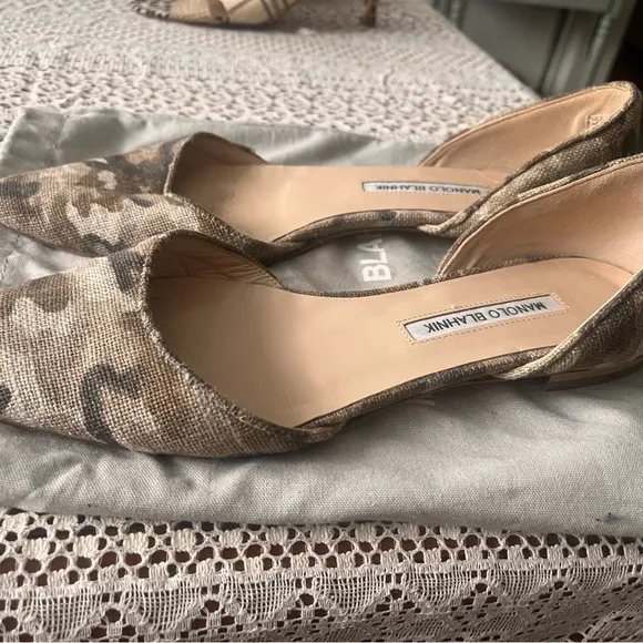 Manolo Blahnik Brown Flats Elegant Loafers