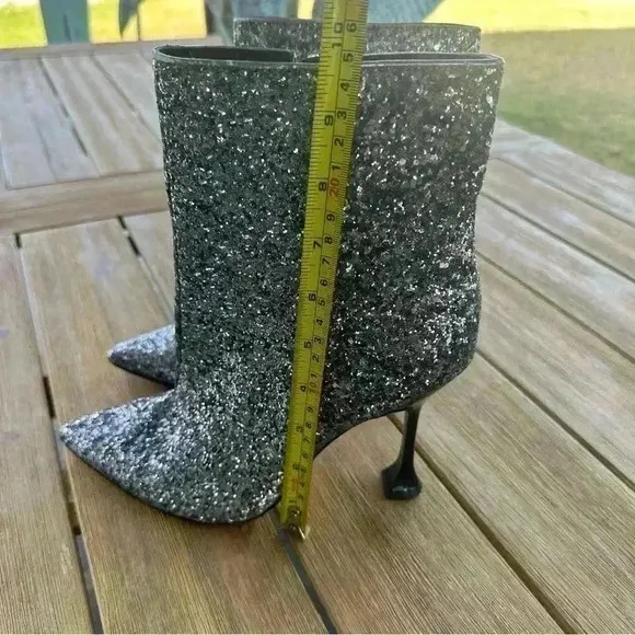 Marc Fisher Stolla Bootie Metallic Silver Sz 9 heel boot concert sequin glitter