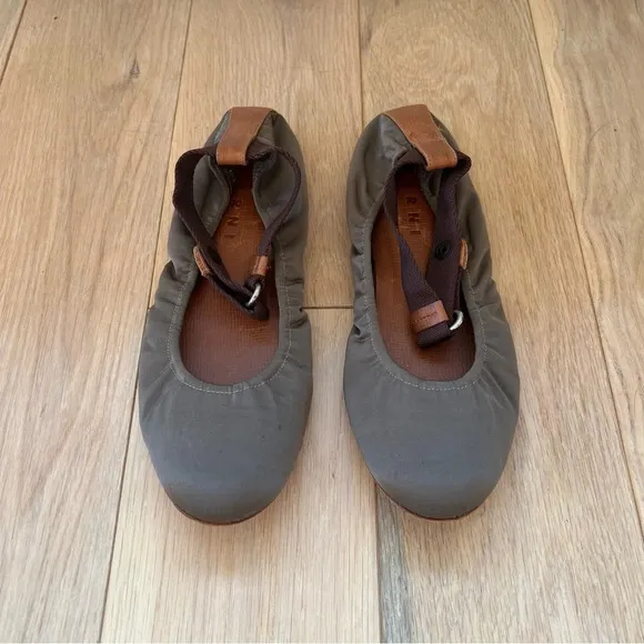 Marni Satin Leather Ankle Strap Flats Dark Grey 39.5 Balletcore Minimalist Chic