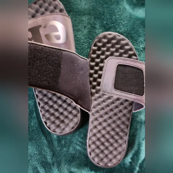 Men's FASHION GEEK Slides -size 12