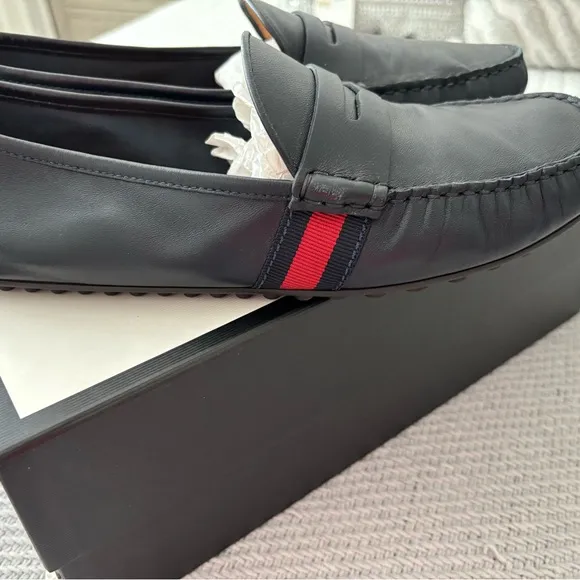 Men's Gucci Blue Leather Loafers