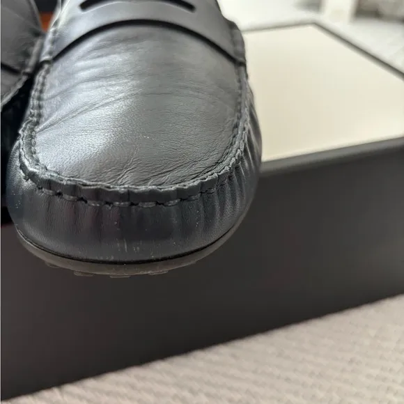 Men's Gucci Blue Leather Loafers