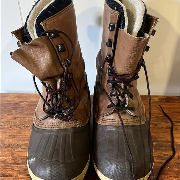Men’s Sorel Brown Winter Boots with removable wool liner. Made in Canada