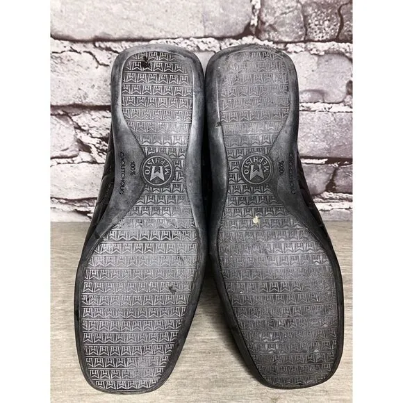 Mephisto Black Patent Leather Crocometal Croc Print Mules Shoes Women 8M US/39EU