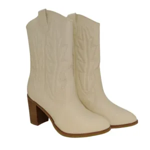 MIA Dawson White Quilted Cowgirl Boots - Women's Size 8