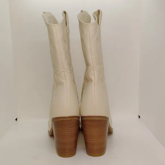 MIA Dawson White Quilted Cowgirl Boots - Women's Size 8
