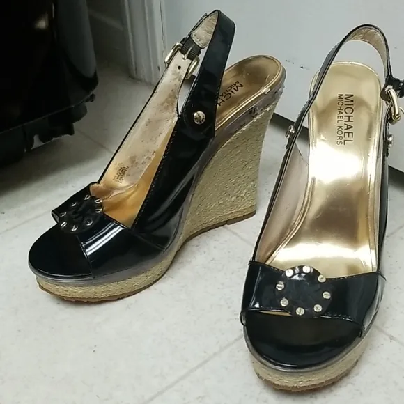 MICHAEL KORS espadrilles circle logo on front