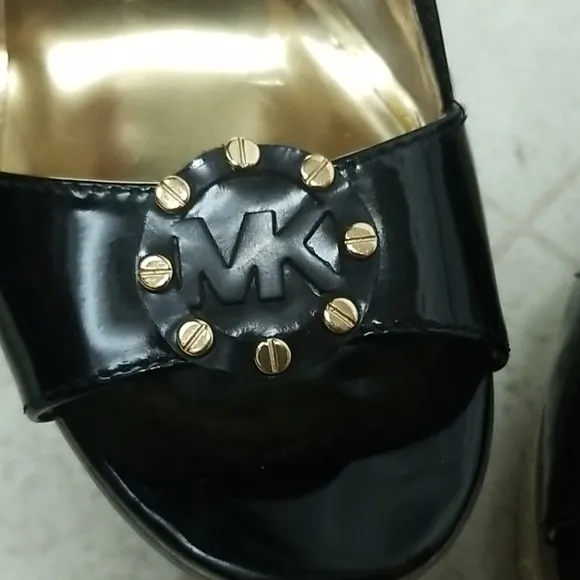 MICHAEL KORS espadrilles circle logo on front