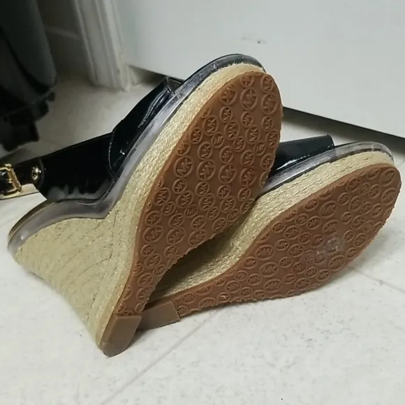 MICHAEL KORS espadrilles circle logo on front