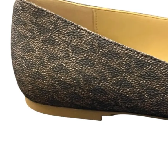 MICHAEL KORS Verity Flex Ballet MK Logo Women's Flats MSRP $110 Size 9.5 Brown