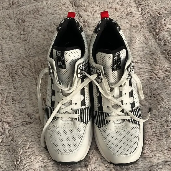 Michael Kors Womens Leather Sneakers Size 8M Black &amp; White Pattern With Red Acce