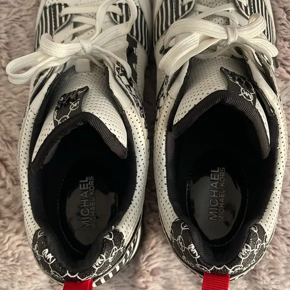 Michael Kors Womens Leather Sneakers Size 8M Black &amp; White Pattern With Red Acce