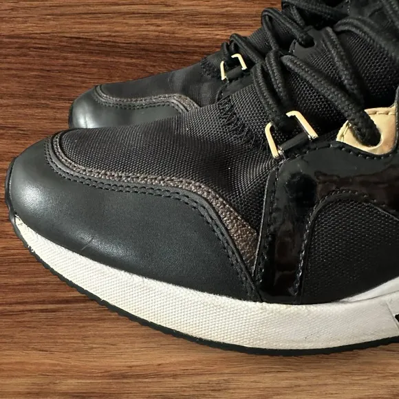 MICHAEL MICHAEL KORS LIV’ WEDGE SPORT SNEAKERS For Women, Size 8M.