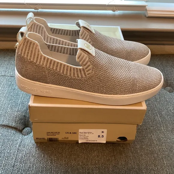 MICHAEL MICHAEL KORS Women's Juno Knit Slip-On Sneakers, size 8.5