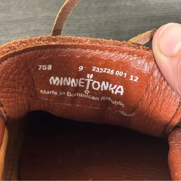 Minnetonka Double Bottom Driver Moccasin Loafers-Brown-Leather-Men Size 9