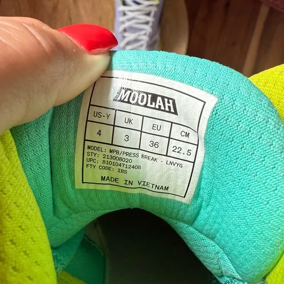 Moolah KIDS PRESS BREAK Sneakers in LILAC / NAVY / GREEN Sz: 4Y