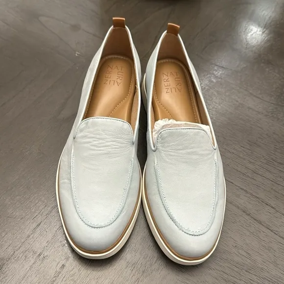NATURALIZER Korrine Womens Cushioned Footbed Slip On Loafers In Ocean Air