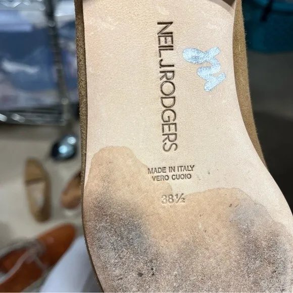Neil J. Rodgers Liscia Loafer in Camel Suede 38.5