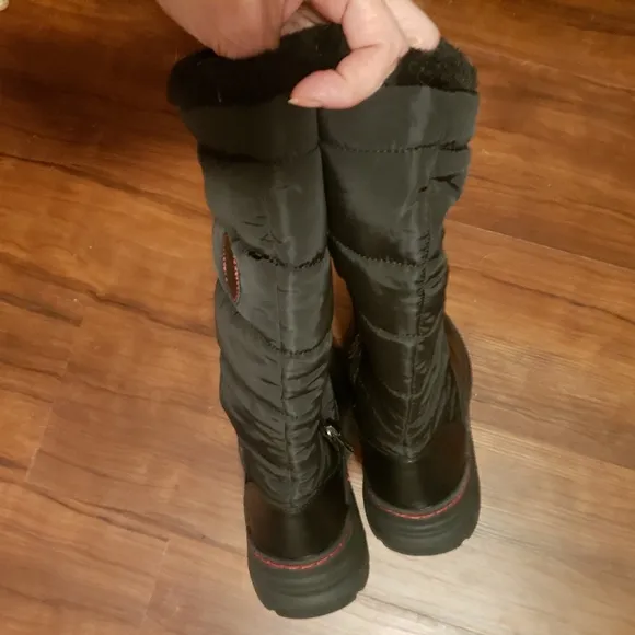 NEW Aquatherm Canada Adie black leather quilted tall winter boots 7