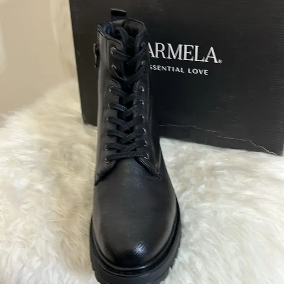 NEW, CARMELA LEATHER COMBAT BOOTS BLK SZ 8 1/2 &amp; 9