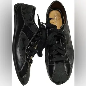 NEW! COACH Suee Black Signature Canvas Leather Fashion Sneakers A1258